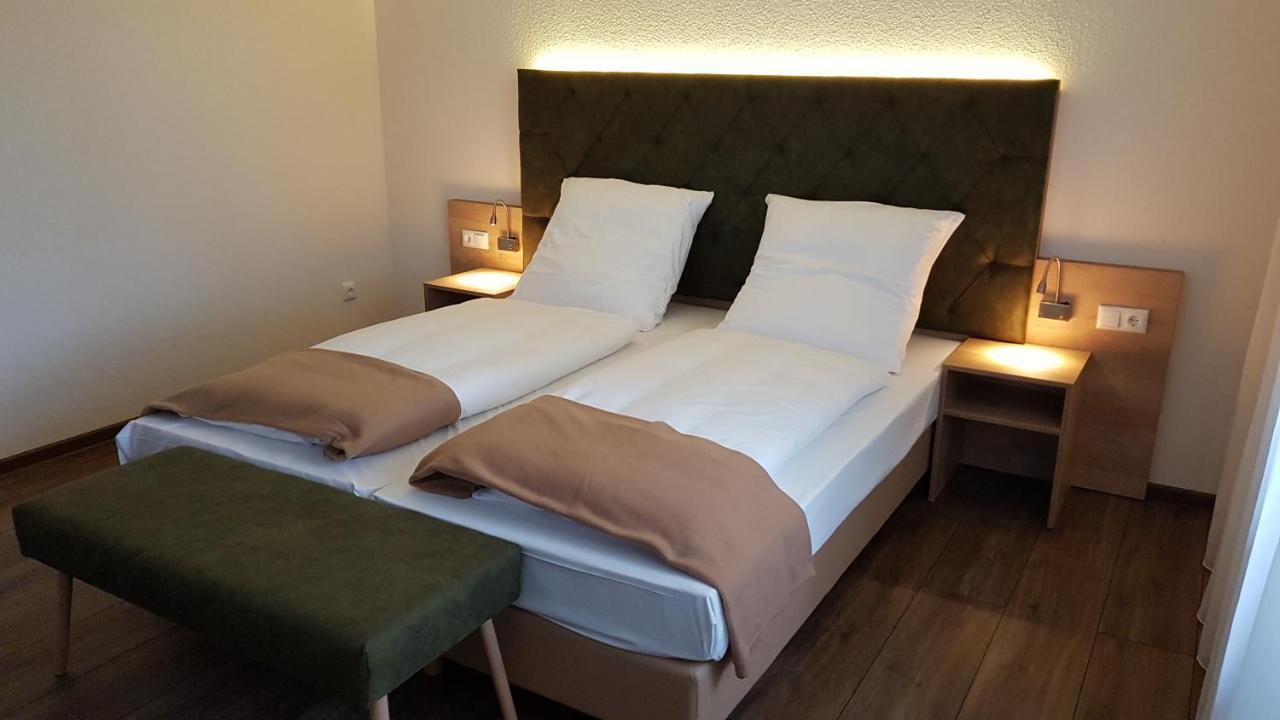Kraeuterhotel & Restaurant Heidejaeger 머럼션 외부 사진