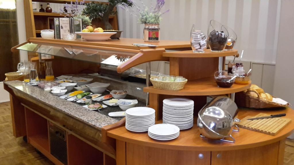 Kraeuterhotel & Restaurant Heidejaeger 머럼션 외부 사진