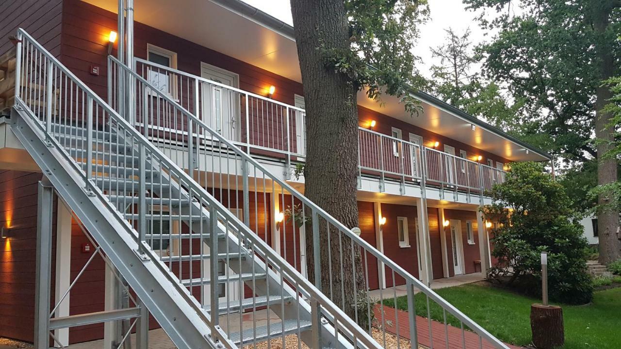 Kraeuterhotel & Restaurant Heidejaeger 머럼션 외부 사진